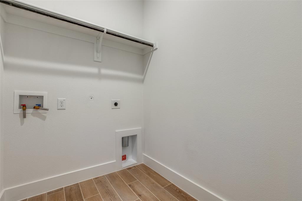 Edgewood Creek - Residential Lease