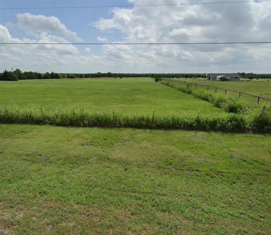 NO HOA. NO FLOOD ZONE. Beautiful 4.68 acres & wonderful location just 1.3 miles to Highway 380, 3 miles to downtown Farmersville, 3.5 miles to Highway 78, 4 miles to Collin College Farmersville Campus. Utilities are available at the road in front of the property. The property has many opportunities: build your dream home site or bring in a mobile home. Great opportunity to raise animals, grow gardens & roam and play. Outside City limits.  This is ROLINDY ESTATES (GCN), LOT 3 (no mobile home on the lot).