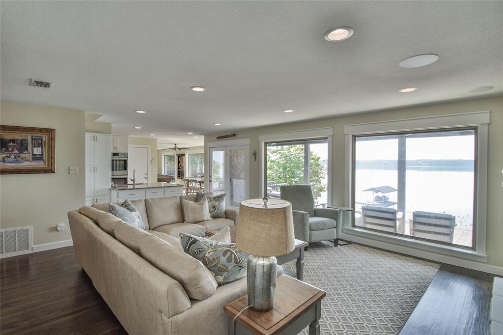 Decordova Bend Estate Ph 1 - Residential