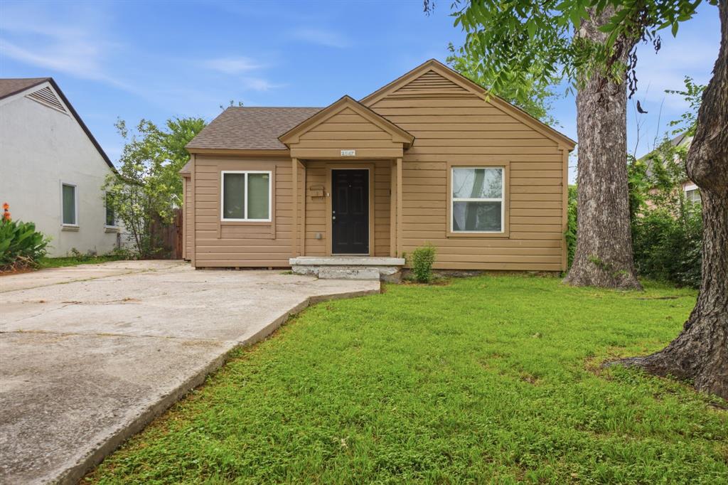 Charming single-story home located in the Oak Cliff area of Dallas offering a functional layout with comfortable living spaces and great access to nearby dining, shopping, and entertainment. This residence features 4 bedrooms, 1 bath, spacious common areas, and a generously sized yard with room to enjoy outdoor living or future improvements. Conveniently situated just minutes from Bishop Arts District, downtown Dallas, and major highways, making commuting and everyday errands easily accessible. Ideal opportunity for an owner-occupant or investment property in an established neighborhood.