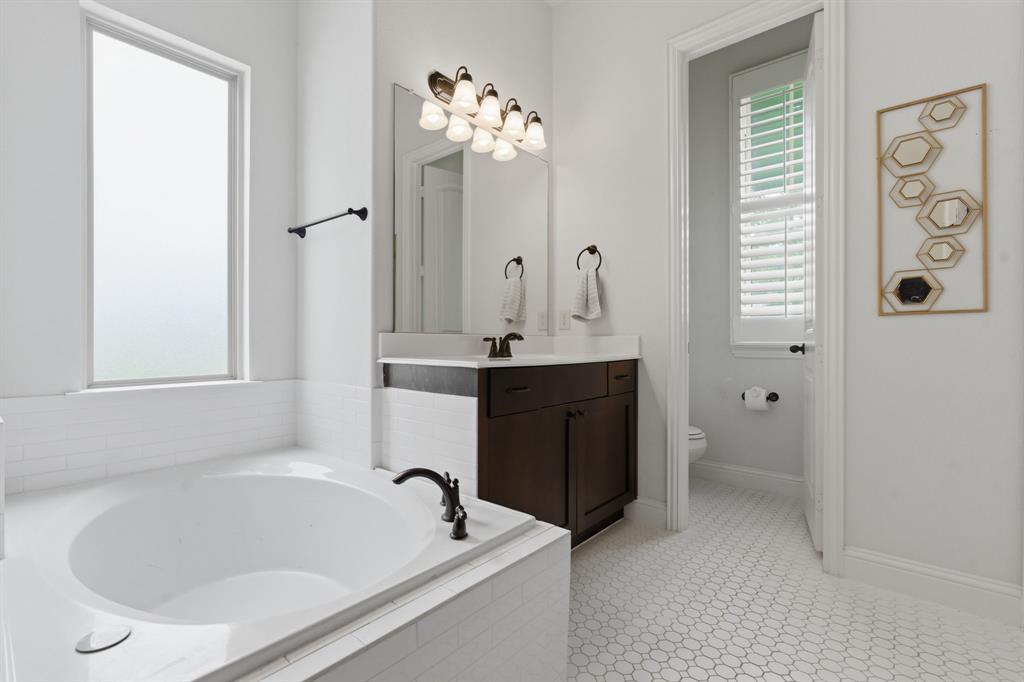 Azalea Village At Savannah Pha - Residential