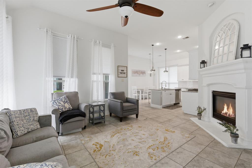Azalea Village At Savannah Pha - Residential