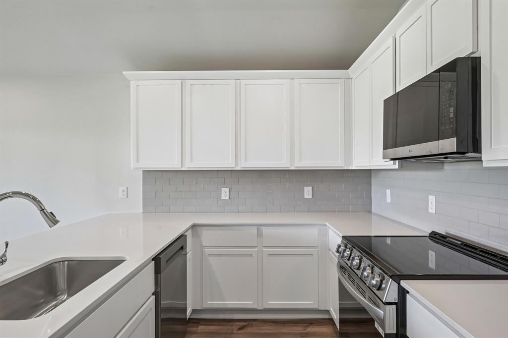 Middlefield Village - Residential