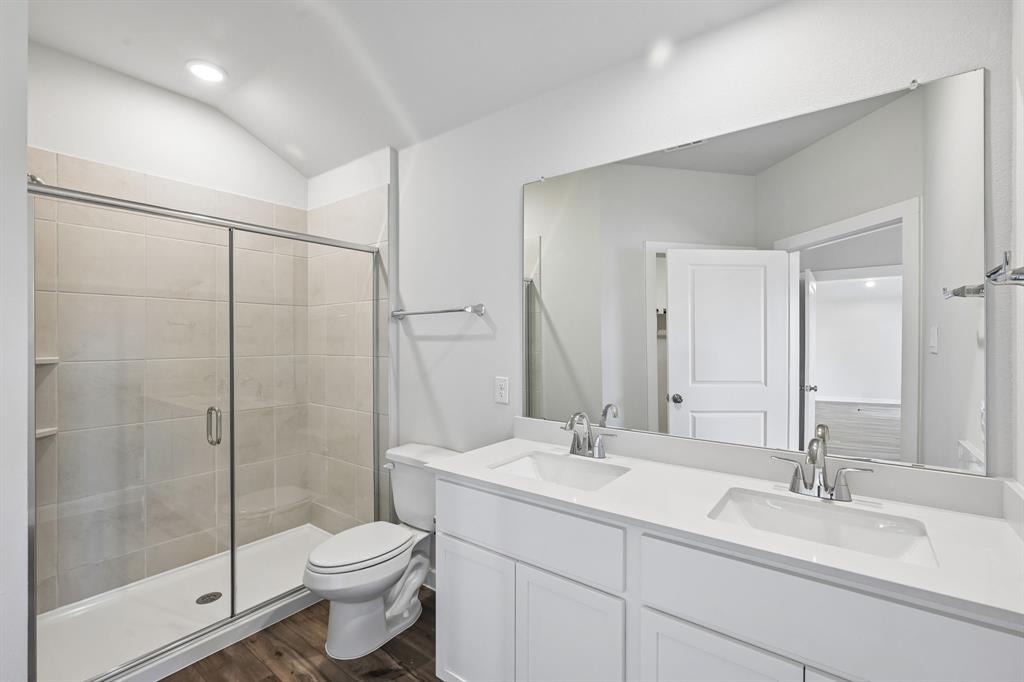 Middlefield Village - Residential