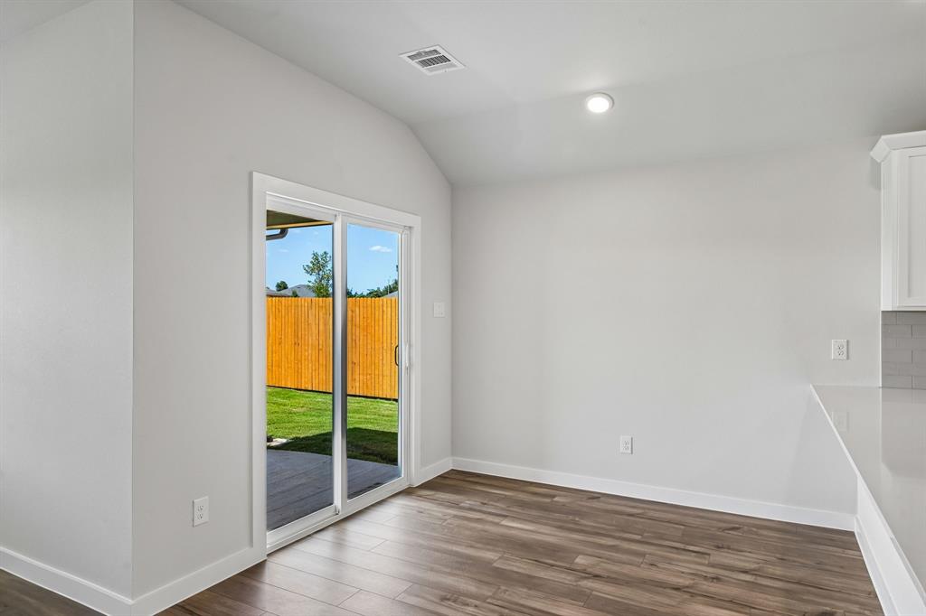 Middlefield Village - Residential