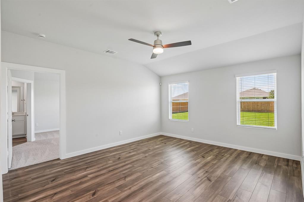 Middlefield Village - Residential