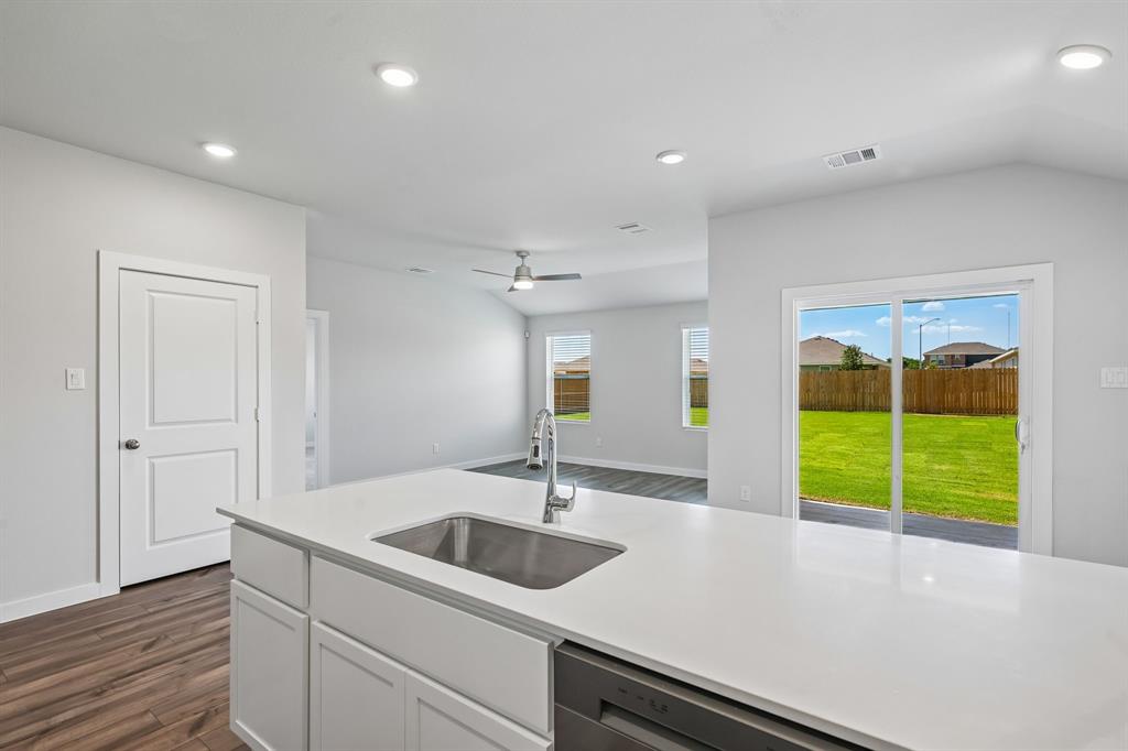 Middlefield Village - Residential