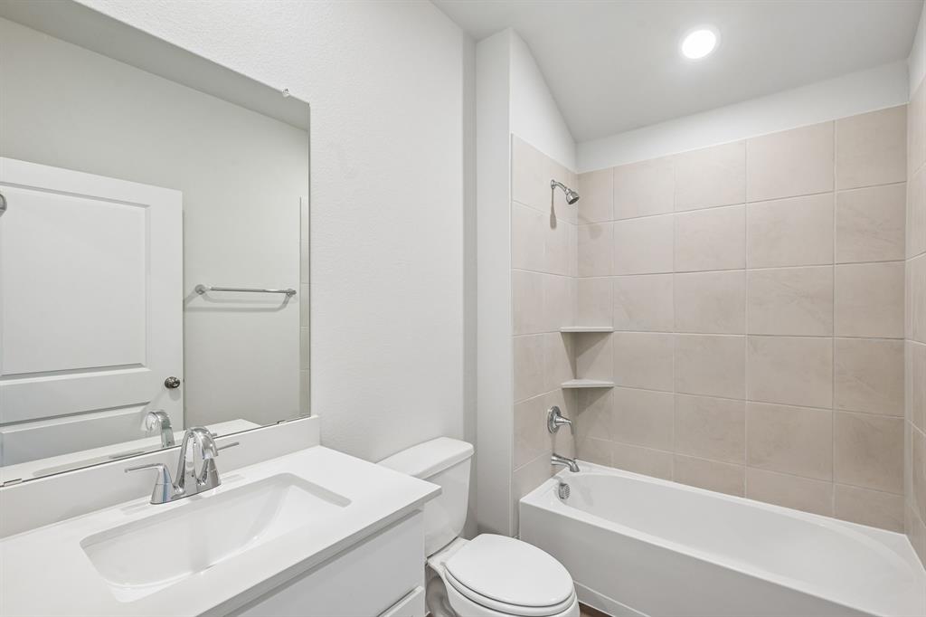 Middlefield Village - Residential