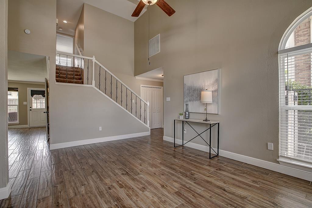 Creekbend Twnhms - Residential