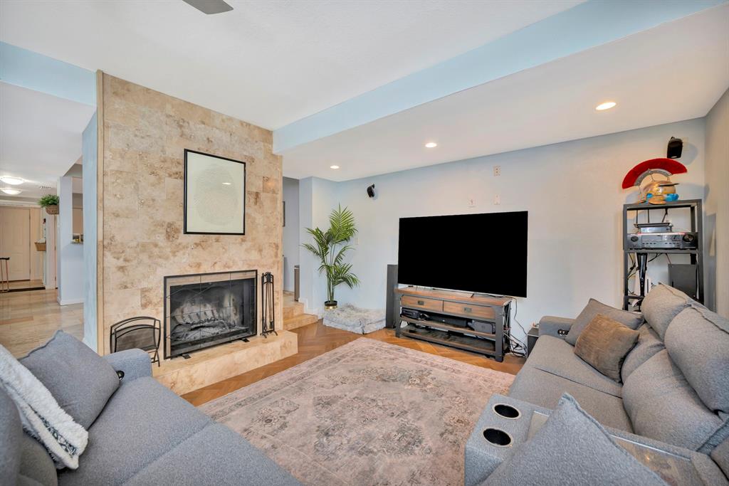 Oakbrook On Brookhaven Ph 01 - Residential