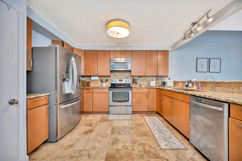 Oakbrook On Brookhaven Ph 01 - Residential