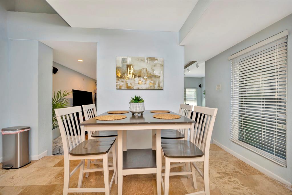 Oakbrook On Brookhaven Ph 01 - Residential