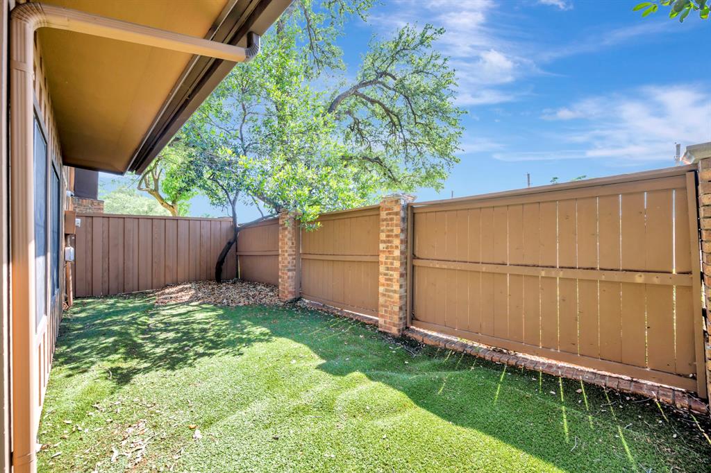 Oakbrook On Brookhaven Ph 01 - Residential