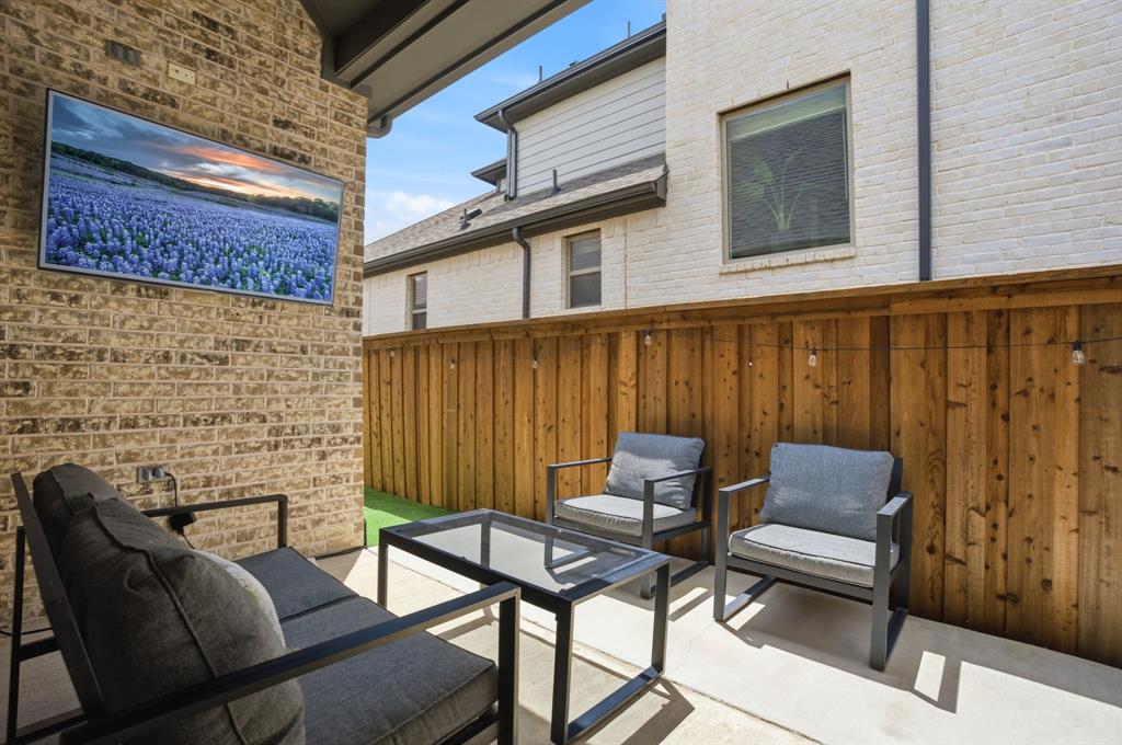 Apples Crossing - Residential