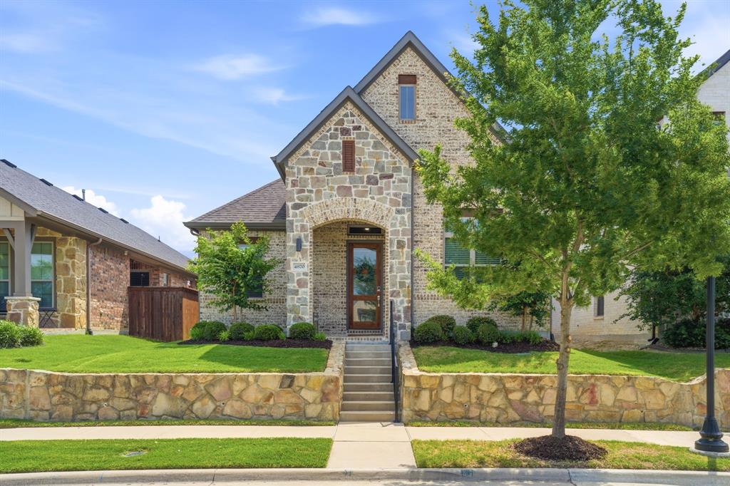 Apples Crossing - Residential