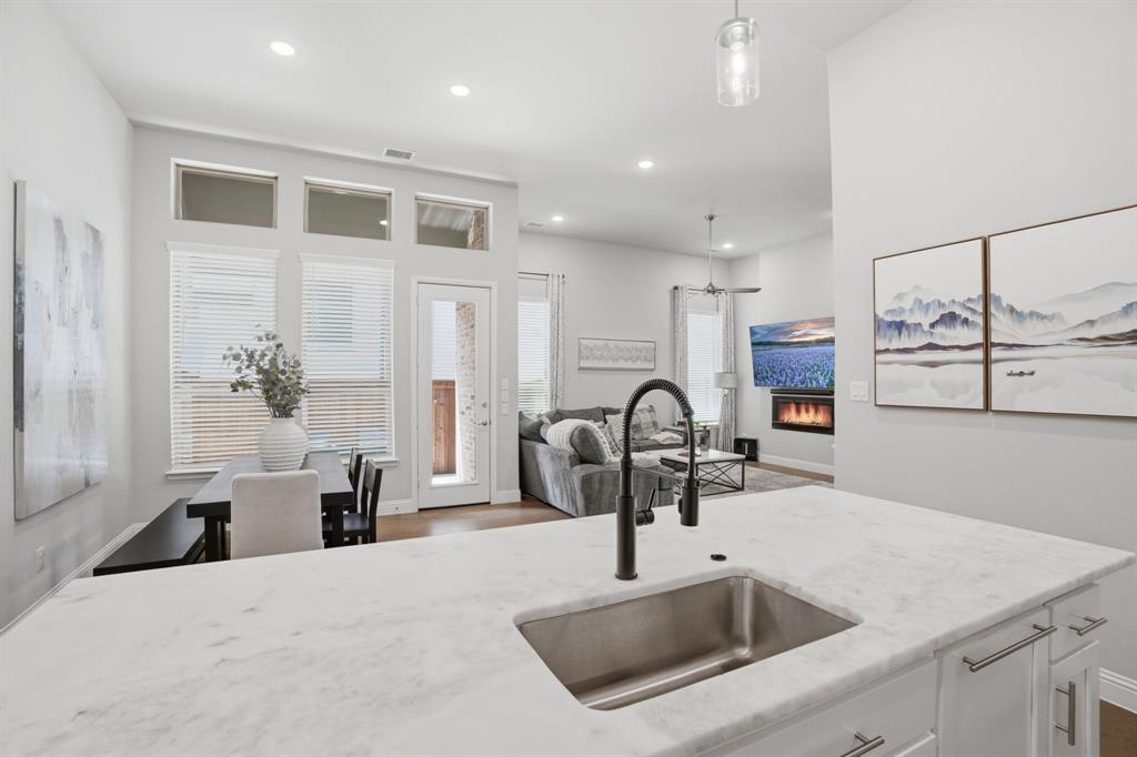 Apples Crossing - Residential