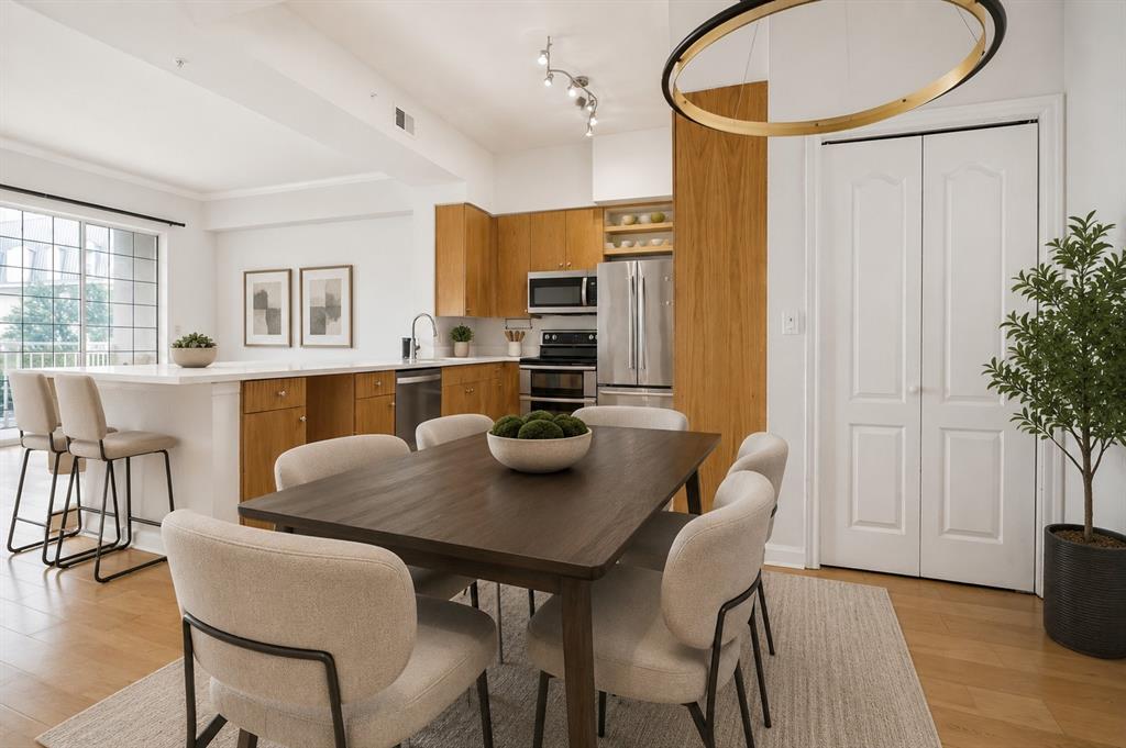 Renaissance On Turtle Creek Condo - Residential