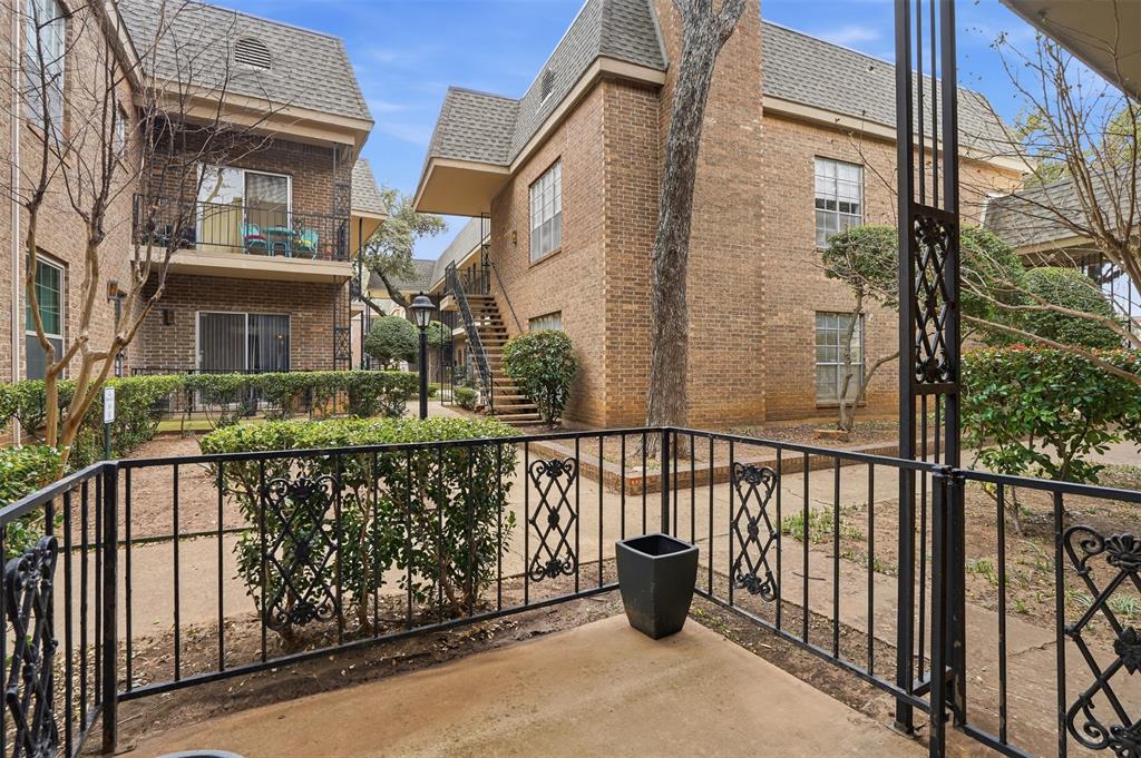 Royale Orleans North Condo - Residential