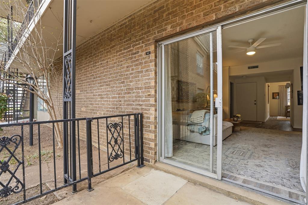 Royale Orleans North Condo - Residential
