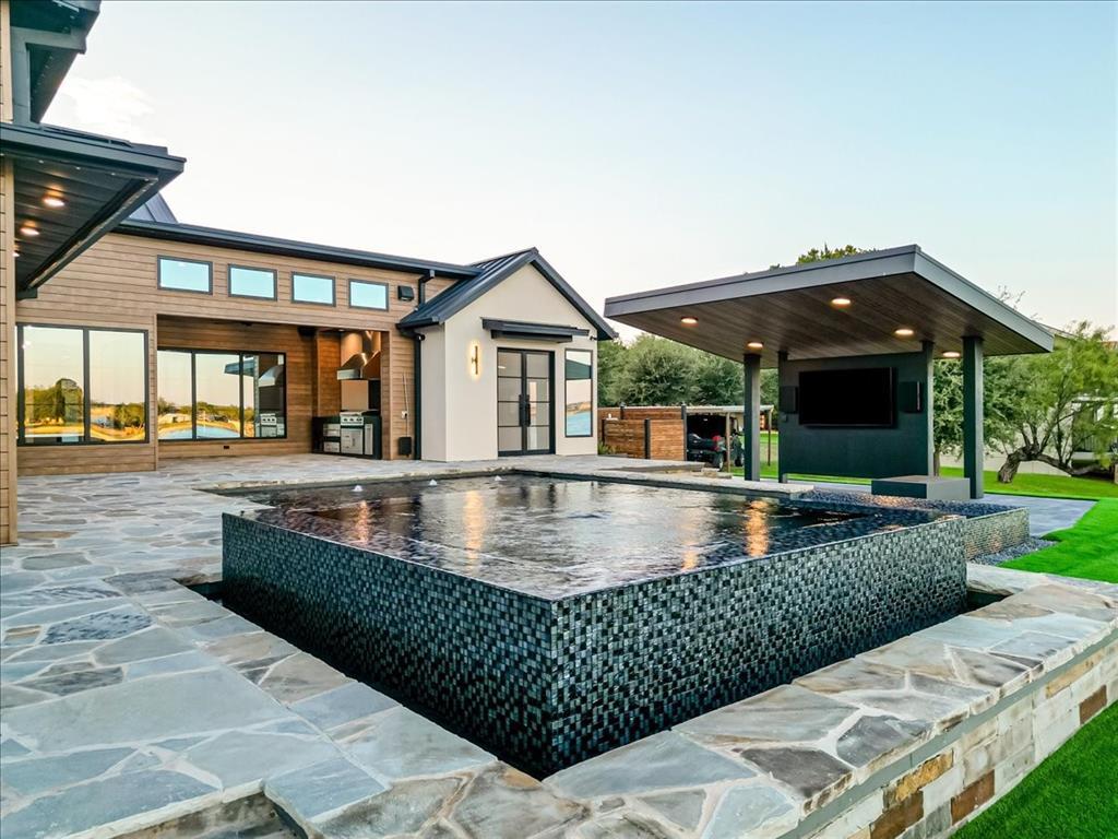 Gaines Bend - Residential
