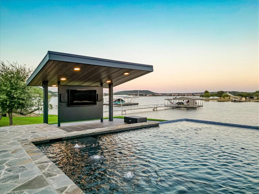 Gaines Bend - Residential