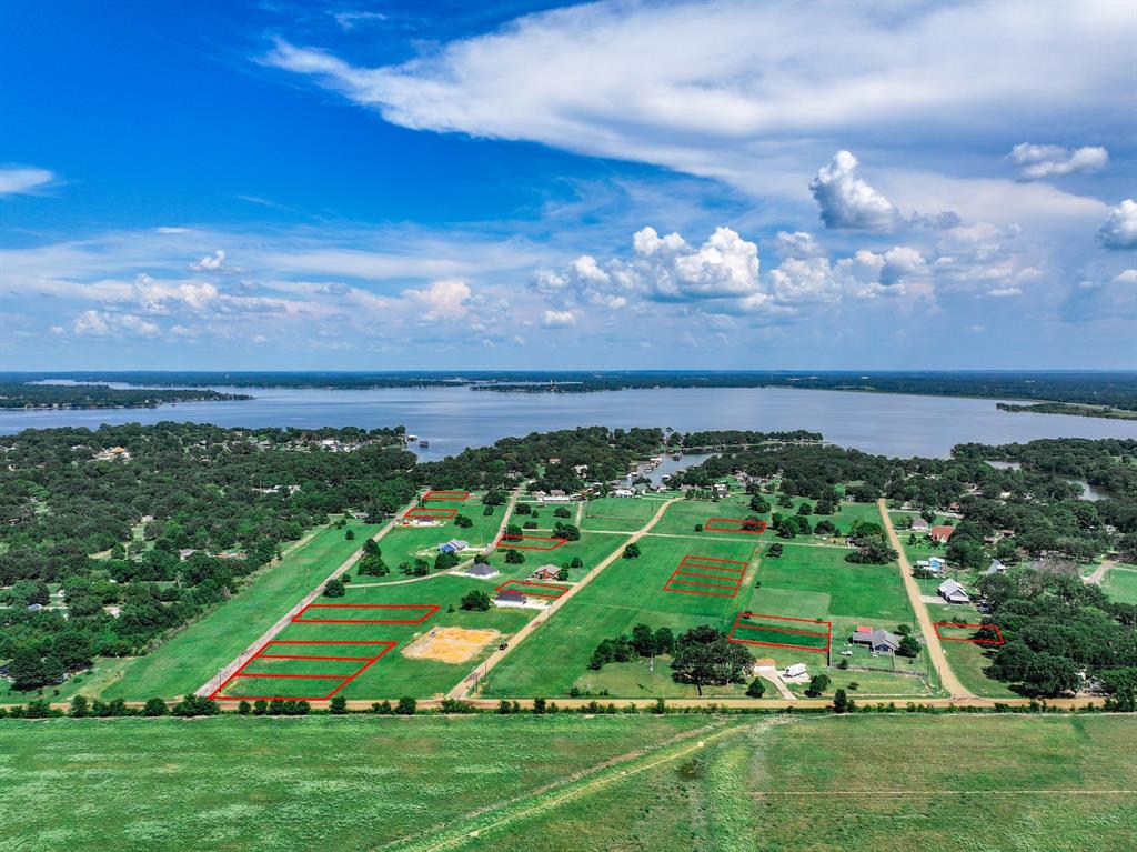 Lakewood - Land