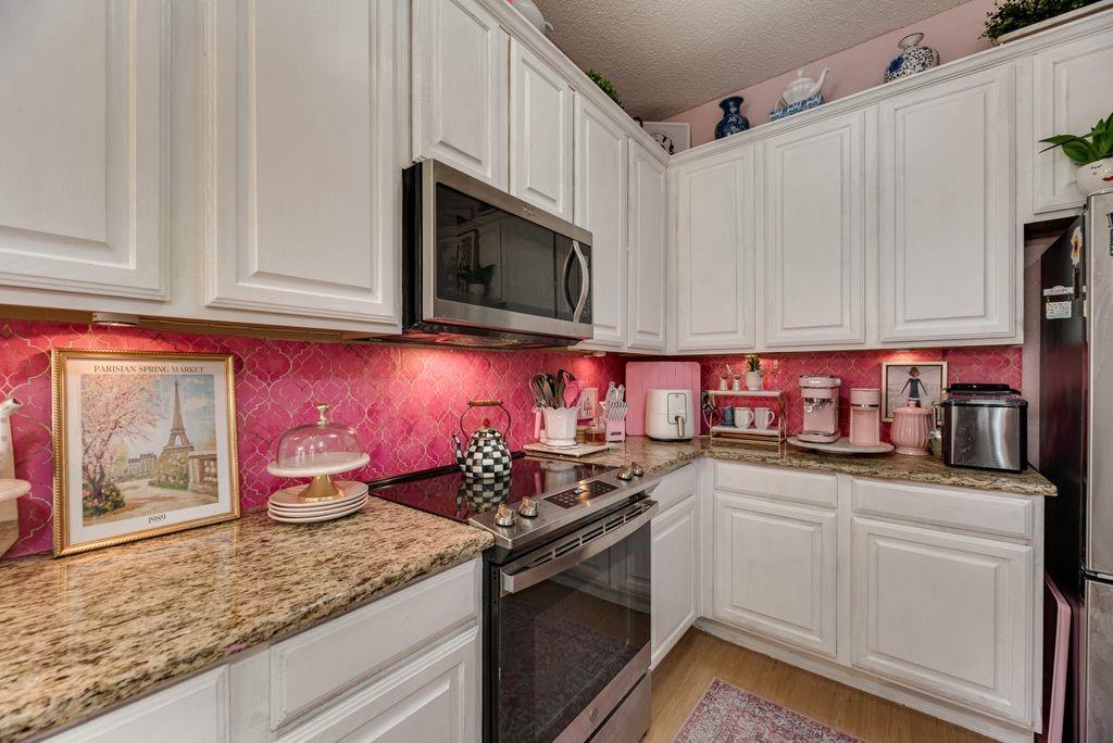 Shane Meadow Add - Residential