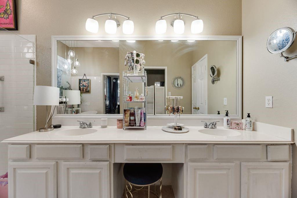 Shane Meadow Add - Residential