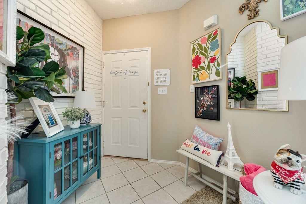 Shane Meadow Add - Residential