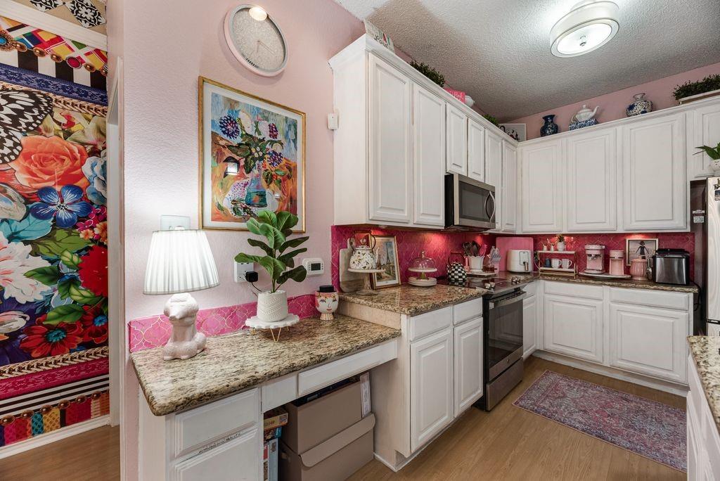Shane Meadow Add - Residential