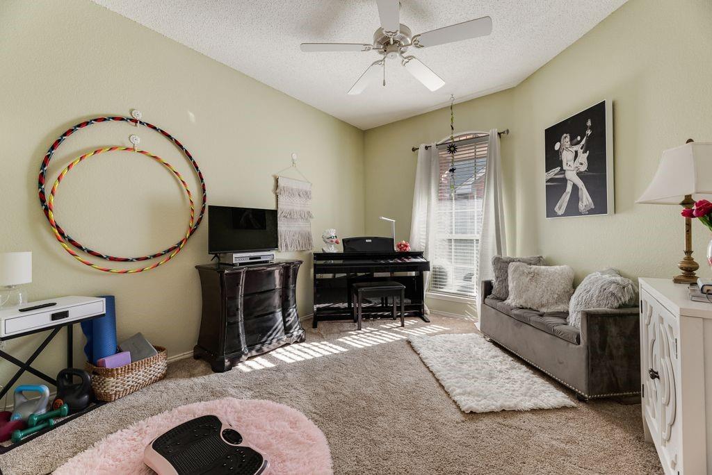 Shane Meadow Add - Residential
