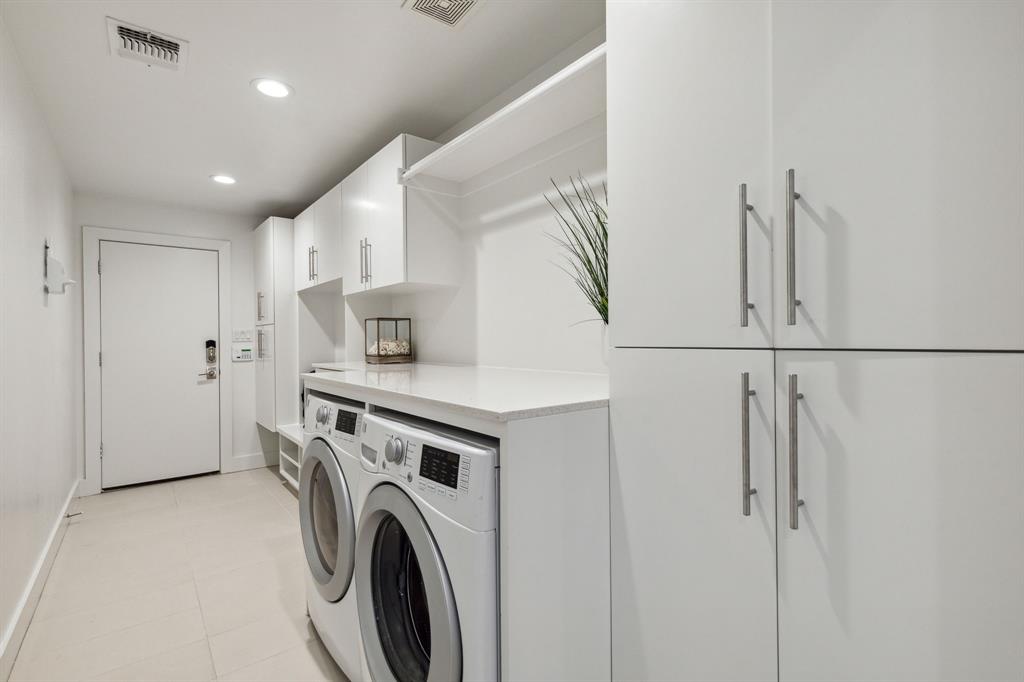 Northhaven Manor - Residential