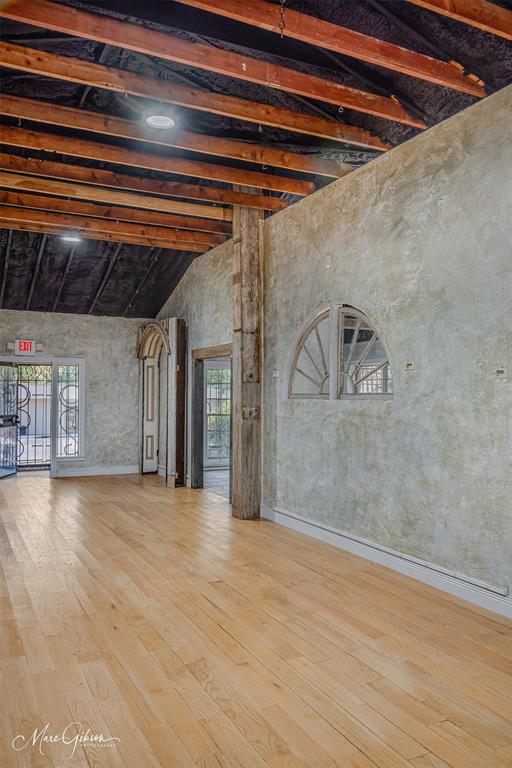 Thornhill Sub - Commercial Sale