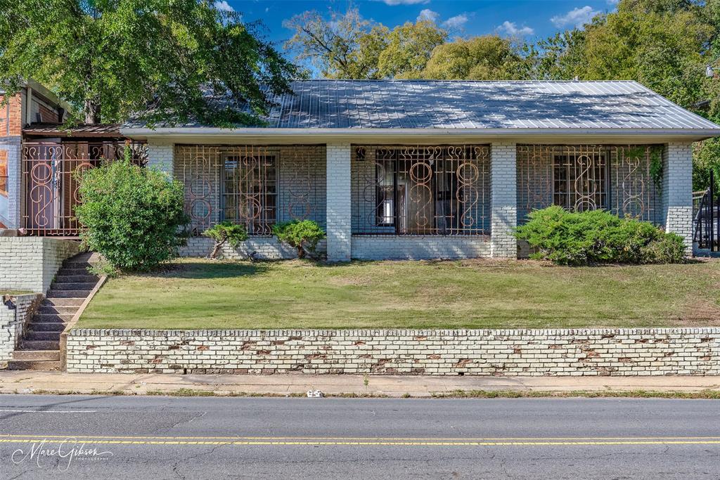 Thornhill Sub - Commercial Sale