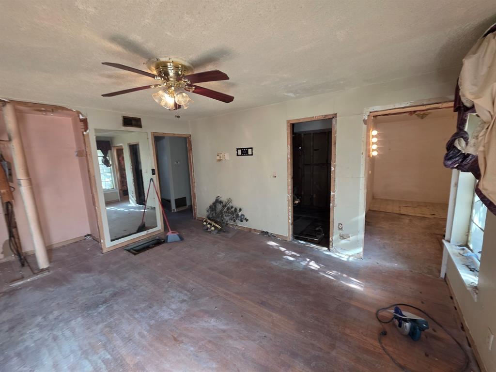 Cedar Oaks - Residential