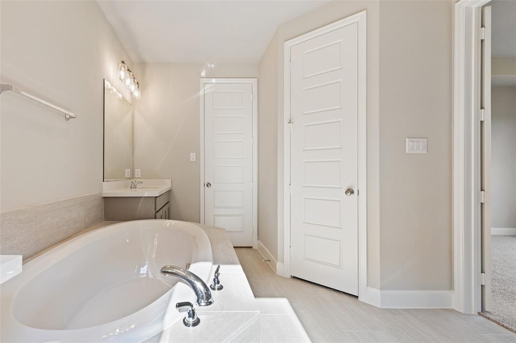 Mustang Lakes Ph 2a - Residential Lease