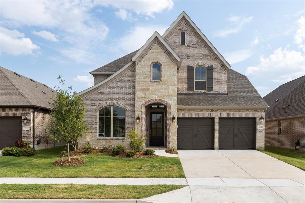 Pristine like new, single home in the prestigious, award winning, Mustang Lakes master planned community (Prosper ISD). Office with french doors and 11-foot ceiling set at two-story entry. Open kitchen features deep walk-in pantry and generous island with built-in seating space. Dining area opens to two-story family room with wall of windows and wood mantle fireplace. Primary suite includes bedroom with 10-foot tray ceiling. Double doors lead to primary bath with dual vanity, garden tub, separate glass-enclosed shower and large walk-in closet. An additional bedroom is downstairs. Two secondary bedrooms and game room with 10-foot tray ceiling are upstairs. Covered backyard patio. Mud room off two-car garage. Community amenities include fitness center, resort style pools, tennis, parks, ponds and more!