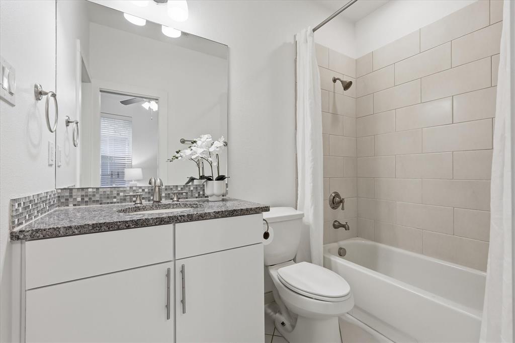 Ross Ave Brownstones - Residential