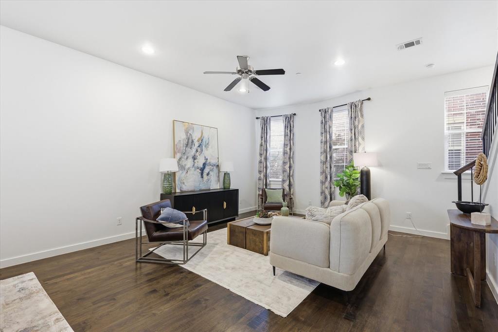 Ross Ave Brownstones - Residential