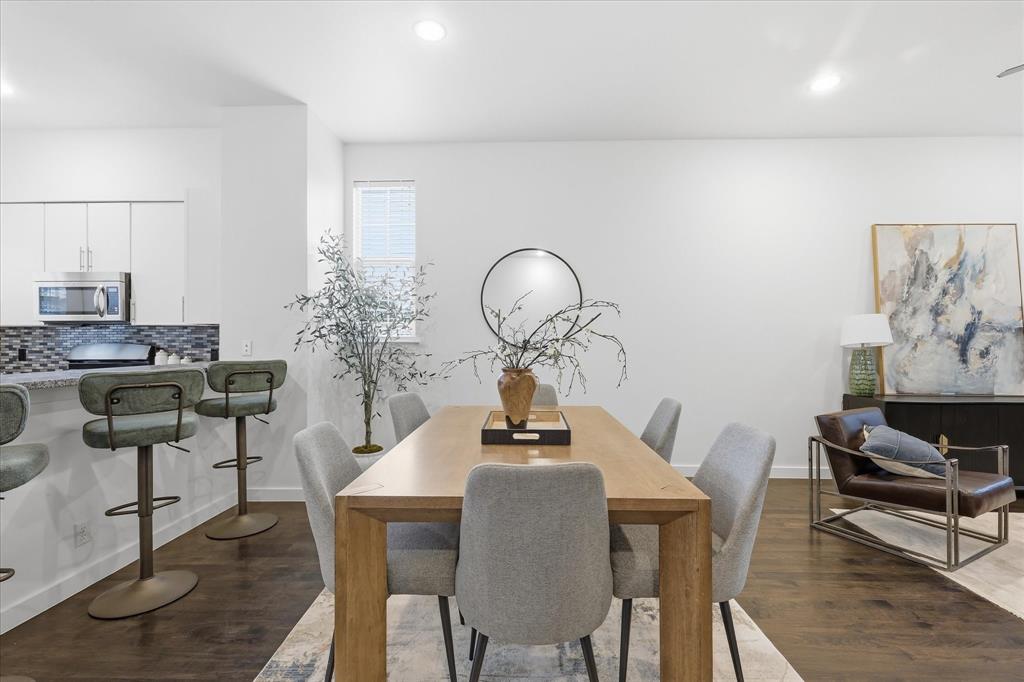 Ross Ave Brownstones - Residential