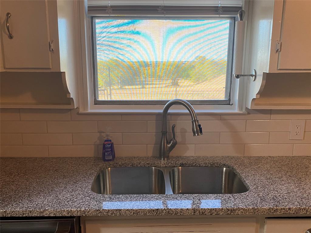 Tl Shaw - Residential Lease
