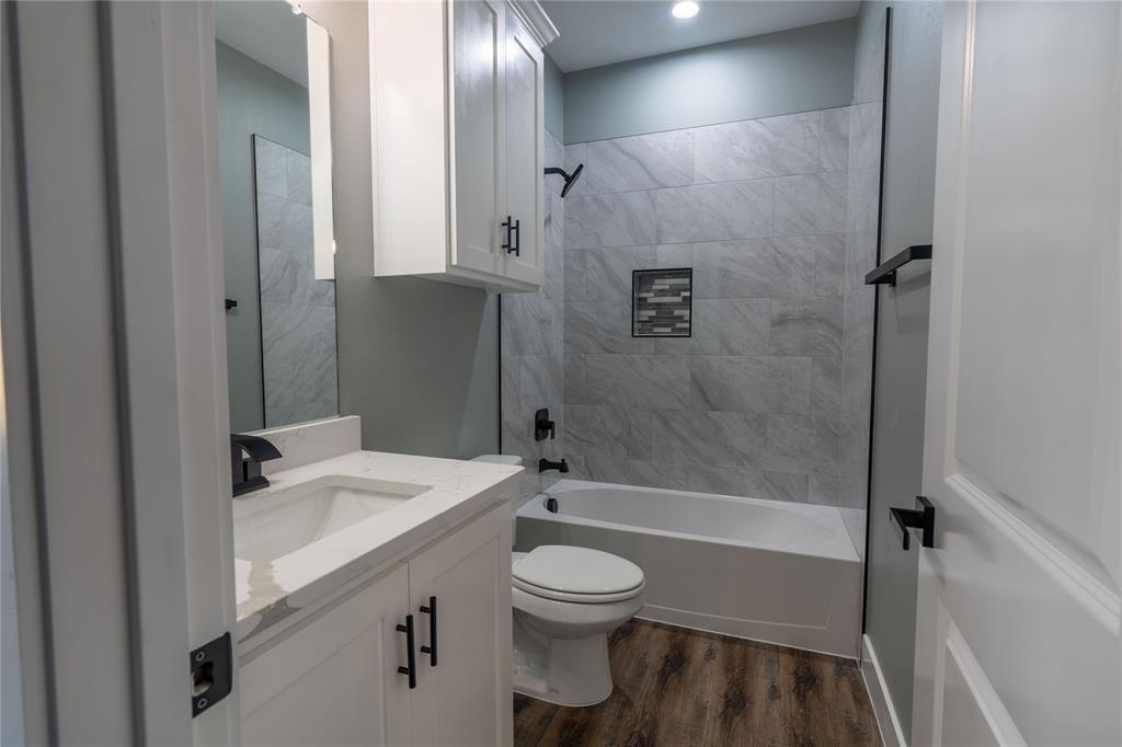 OAK PARK - Residential