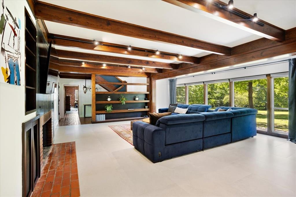 Windsor Place Add - Residential