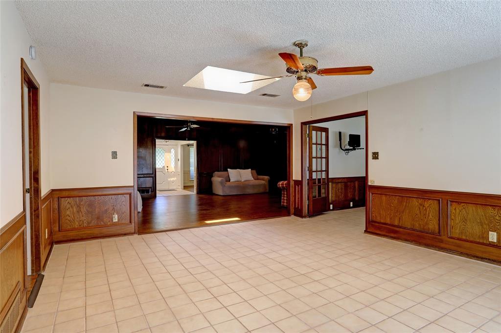 Walnut Grove - Residential
