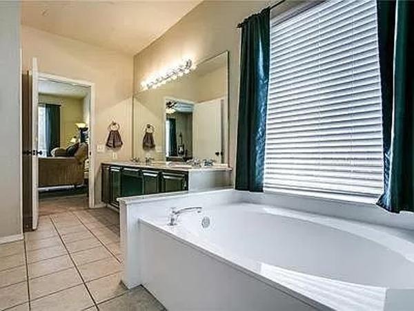 Bear Creek Bend Add - Residential Lease