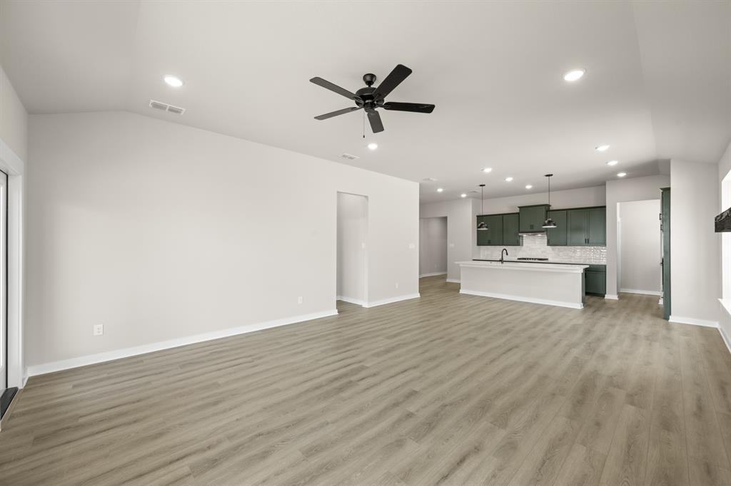 Sheppard's Place - Residential