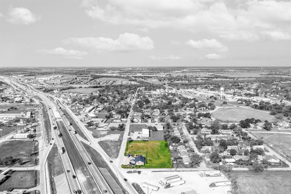 Commercial property located at 720 E Lamar Street in Royse City, TX, featuring approximately ±1,596 SF on ±0.36 acres. The property includes a functional layout with showroom space, private offices, storage, and on-site parking, along with outdoor area suitable for operational use. The site offers strong visibility along Lamar Street with convenient visibility and access to Interstate 30, providing connectivity to the greater East Dallas-Fort Worth area. The layout and site configuration support a variety of commercial uses, including office, retail, service-based businesses, or owner-user occupancy. This property may also be suitable for users seeking a combination of interior workspace and exterior area for business operations. An adjacent parcel at 813 E Lamar Street may be available, offering the potential to expand the overall site size; contact listing agent for additional details. Located within a growing area of Royse City, the property provides potential for continued use or future improvement.