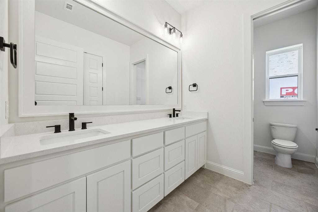 Estancia - Residential