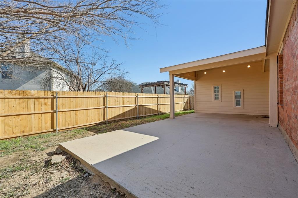Emerald Park Add Fwy - Residential