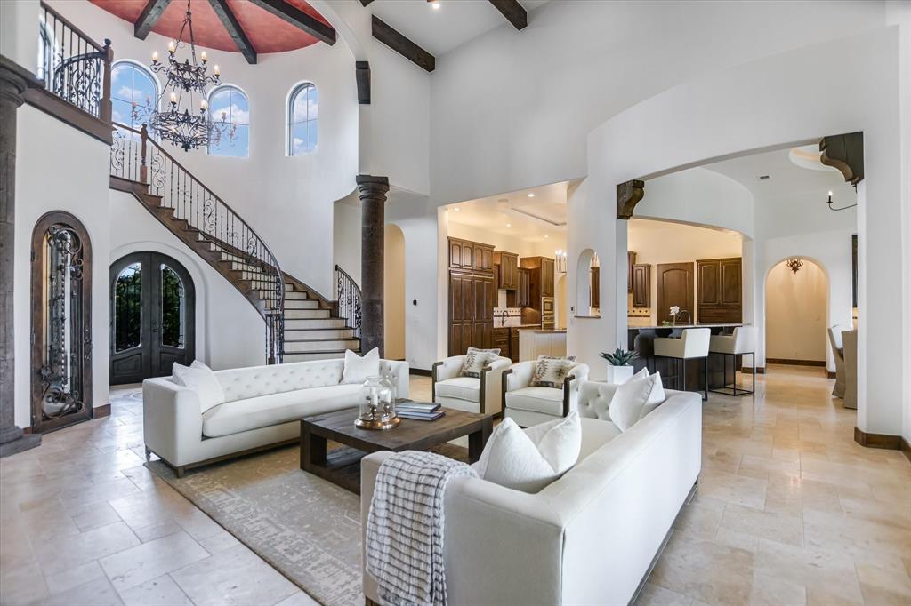 BARTON CREEK LAKESIDE - Residential